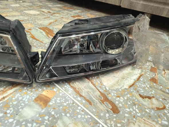 السلام عليكم مازدات سوناته للبيع بغداد الرصافه السعر الزوج 100 الف الي يريدهم يخابرني ***********
