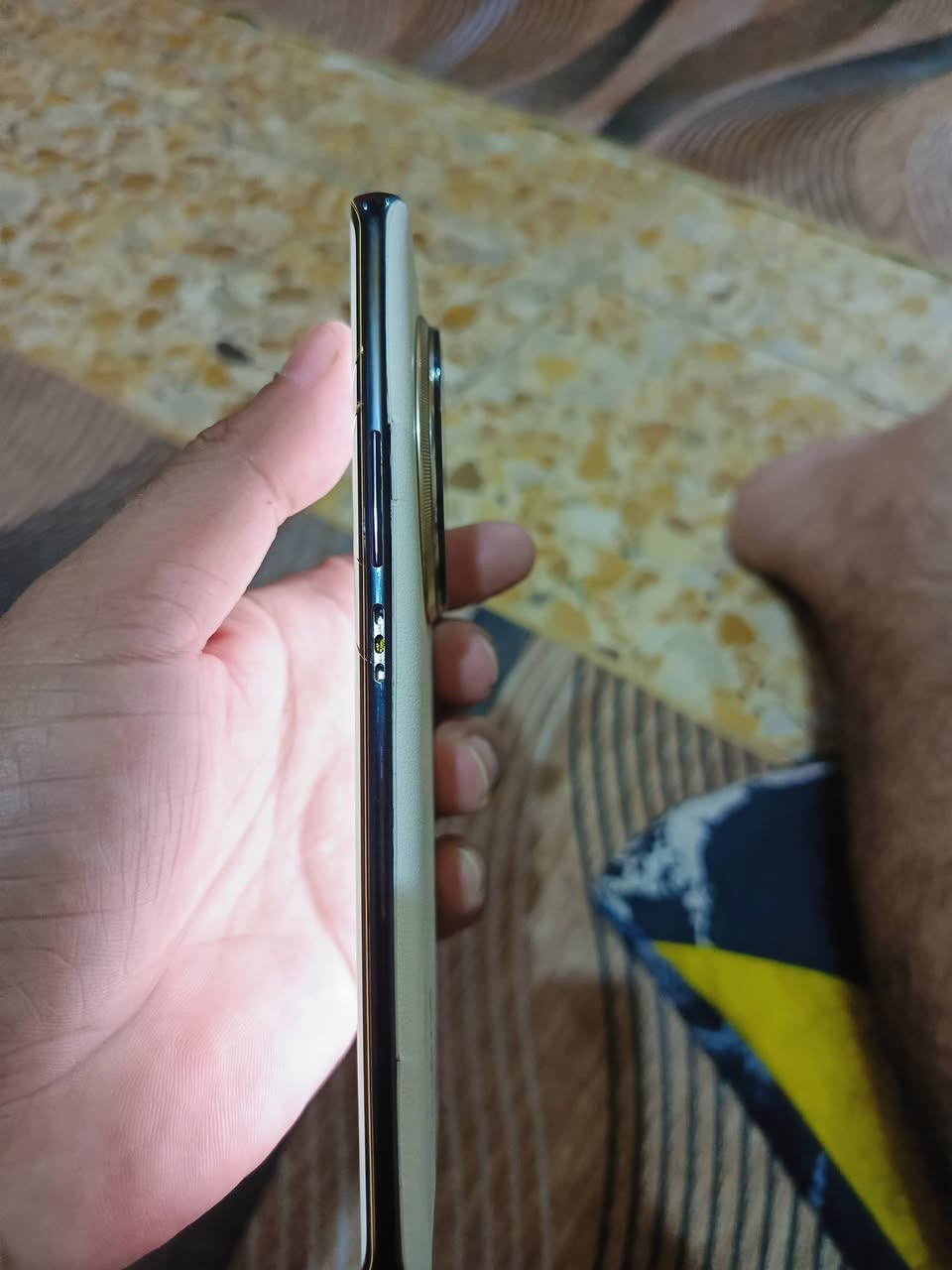 سلام عليكم ريدمي نوت ١٢بروذاكره) ٥١٢(جهازمعروف مواصفاته للبيع سعره(٢٥٠) وتعرفون النضيف بيش جهاز نقص دكمه مال تشغيل وبيه فطوربلشاشه ممئثره عليه لمسه حلو وسريع مكاني بغداد مدينت الصدر***********
