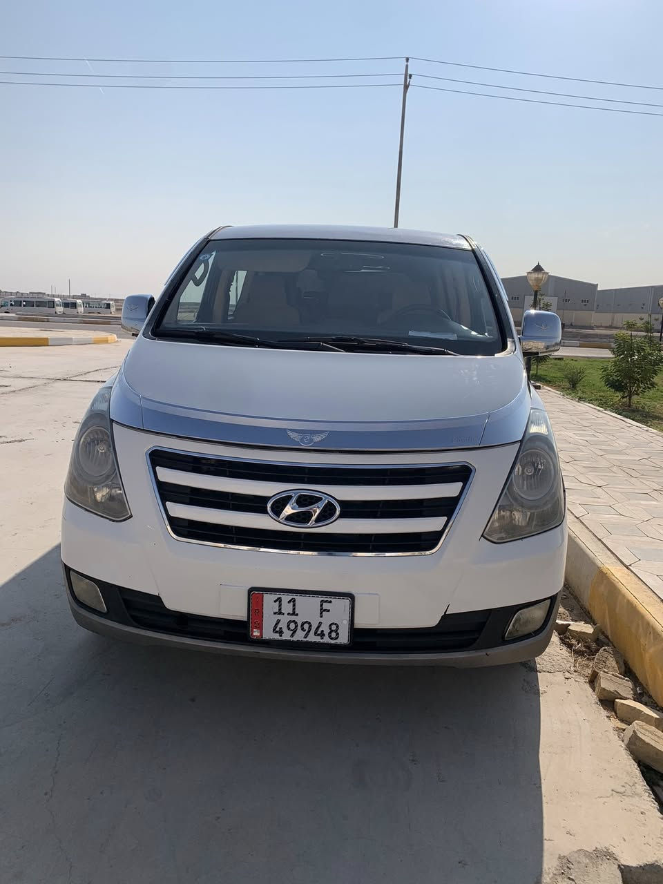 السلام عليكم ستاركس موديل 2016مفتوح بيه صبغ سياره جديد شكل جديد سعر 182 هاتف *********** مصفره من كلشي
