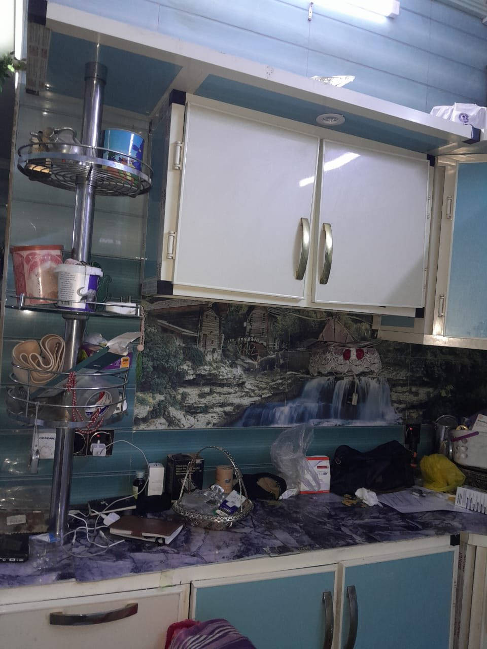 السلام عليكم غراض بيت للبيع
الكاونتر مليون ونص 

الميز الطعام مع الكراسي 125

الطباخ125

ميز التلفاز 75

الرفوف 30 قطعه حديد ب100

الفلتر والمنضومه والطاسه كامل ب75

ستراين ستلايت 

الكبير 25

الصغير15

‭0771 022 4228‬
