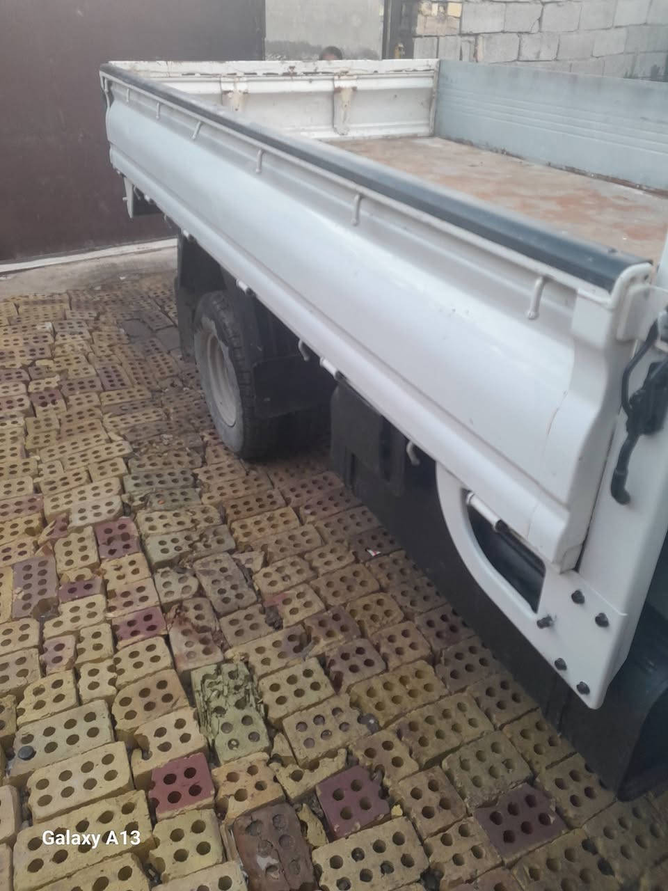 سلام عليكم كيه مسكر طرمبه موديل 2009 مكفول كفاله عامه ماعده الهلاات العنوان بغداد المعامل  سعر 110 وبيه مجال   ***********
