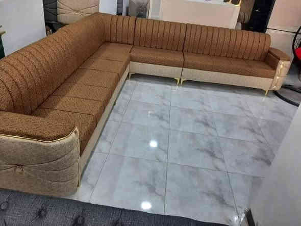 يوجد لدينا تخم جديد حسب الطلب للحجز تواصلو معنا في الأرقام الاسفل

ديوان گامل 10 مقاعد 6 أمتار ونص حرف L 😚
مع 6 كوشات + طبله  هدية 🎁 

مواصفات العمل
قوه الهيكل المقعد بلوك اسود +الخشب چام روسي   
الاسفنج مميز  اول 🌷
القماش قديفة او وتر بروف حسب الطلب 💓 
كما تتوفر قيسات حسب المساحه والطلب 

توجد خدمة توصيل  🚚 في بغداد وجميع محافظات عراقنا الحبيب 🇮🇶بأسعار مناسبة وحسب الطلب 

ضمان العمل سنتين 
☝️أي اختلاف عن المواصفات المذكورة الك حق رفض الطلب بدون دفع اي مبلغ 🫶

 الاستفسار/***********/***********
