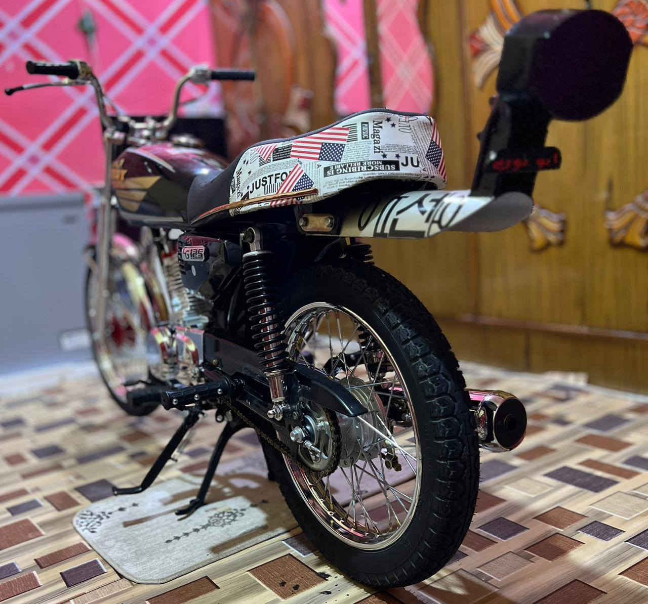 أقره المكتوب صحيح✔️ ياله تراسلني 👍جيكلي نصبه شني ملتها🤞 شراي بخدمته ولمو شراي خيطلع كبل ولوتي اله فرا بلفلكه،، للبيع دراجه اوراق اصولي بسمي تحويل مباشر شلامجه شاصي 18 ومعمره توها كفاله وكاله طك فلين دراجه كارتون جيس  سعرها مليون و250 بيها مجال كلش قليل كلش بدون سيبايه دراجه تنباع ،، مكاني بصره جزيره باب لهوه،، رقمي فعال تصال وتساب،، ***********
