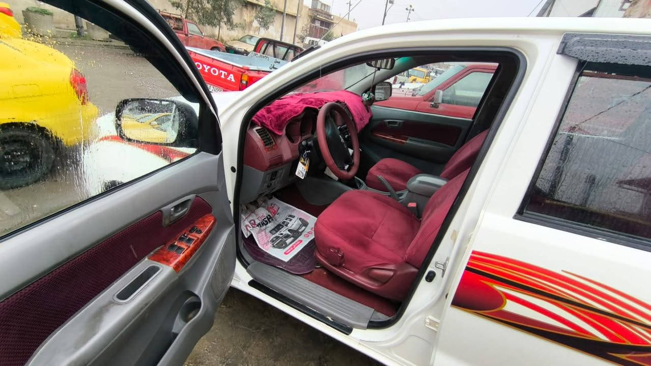 السلام عليكم
بيكم هايلوكس سعودي موديل 2009 شاصي 19 ابو البطل داخل ماروني مكفوله عدا شبر واحد فقط تعديل بلبودي رقم أربيل تحويل ثاني يوم هزه فحص جديد تخم تاير جديد سيارة جاهزه من كل النواحي 

سعر 165

للتواصل :

***********

***********
