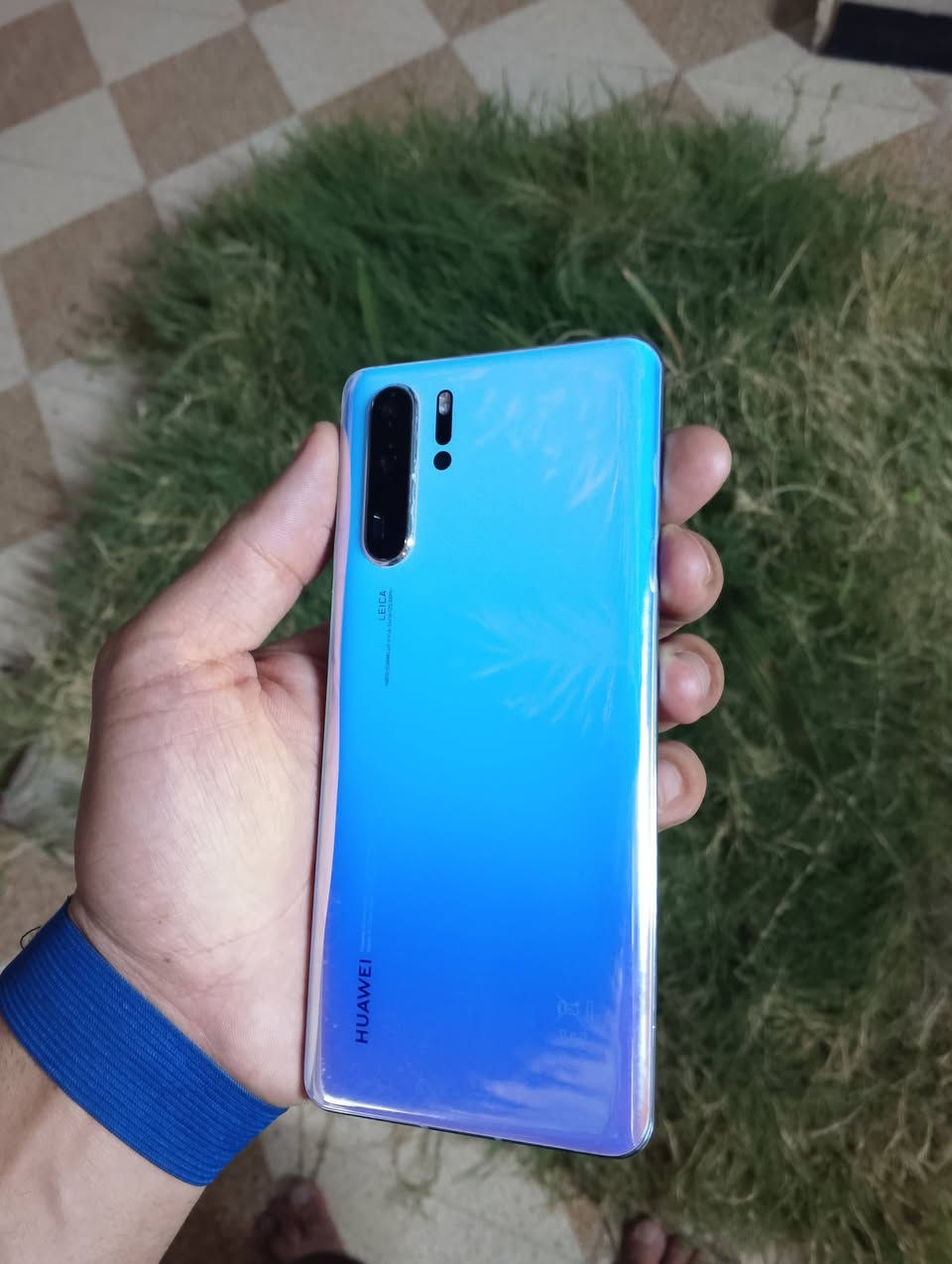 HUAWEI P30 Pro
السلام عليكم جهاز للبيع هواوي بي 30 برو جهاز نظيف ما مفتوح جهاز قوي سعر 225 قفل العنوان الحيرة ابو صخير ذاكرة الجهاز 256 
***********

