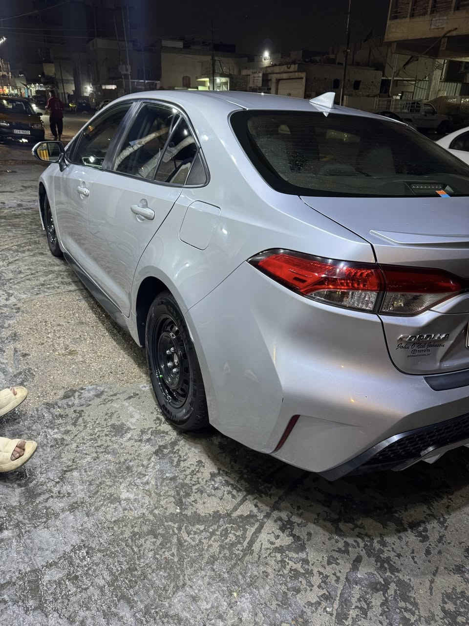 للبيع او مراوس فقط جارجر او اوبامه وانطي فرق 

سلام عليكم سياره كورلا مديل2021فول  SE موصفات من عدا لكشنات موجلد رقم بغداد تحويل ثاني يوم كير محرك تدفئه تبريد كله بل شرط للبيع او مرواس فقط جارجر او اوباما وانطي فرق حسب لقناعه مكان لسياره بغداد جاهزه من كلشي اي نقص ماكو مال بيت لسياره جديده بمعنه لكلمه ***********
