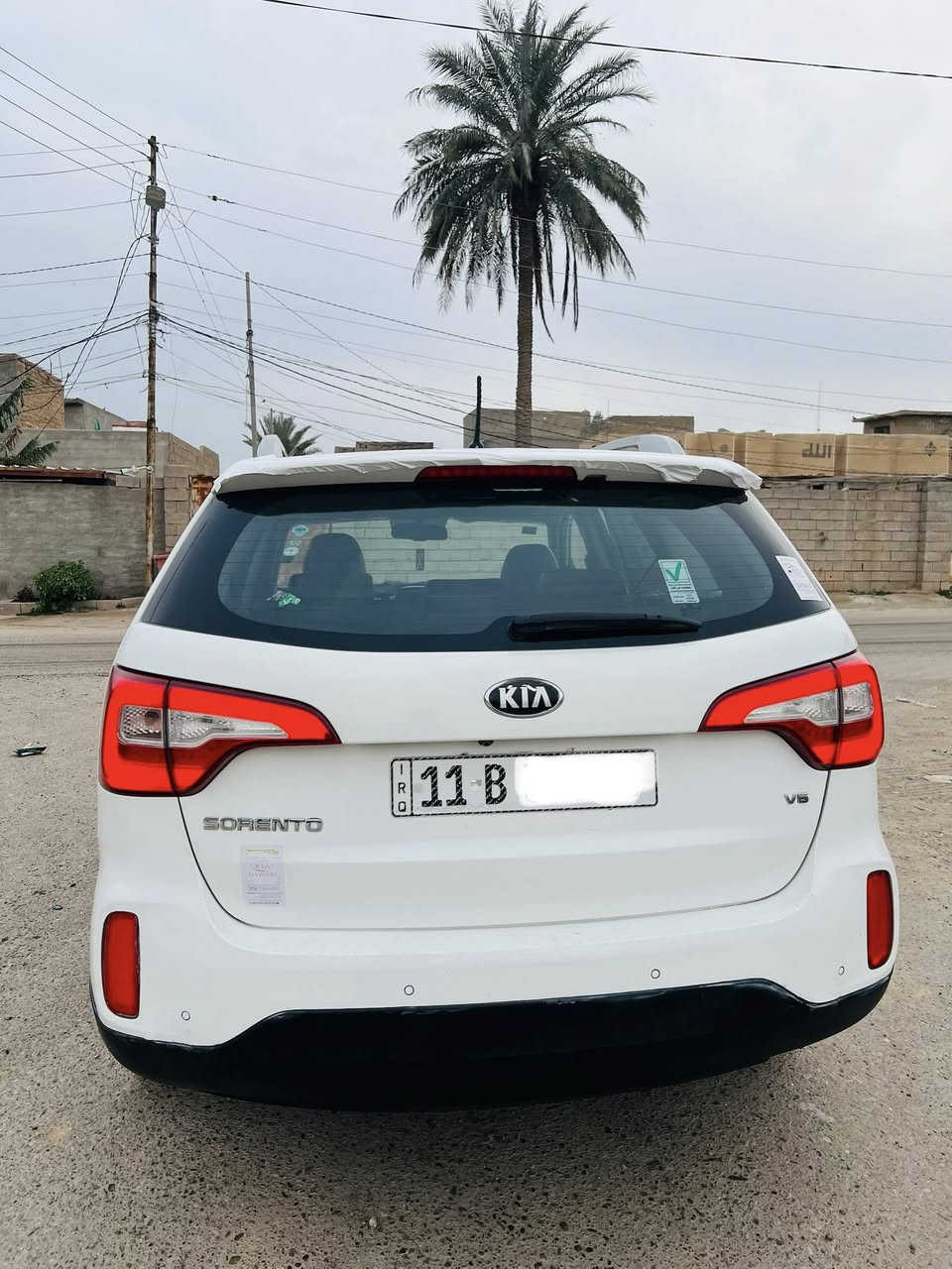 سلام عليكم للبيع سورنتو 2014 كويتي فول موصفات واحده عل واحد جديد سياره ماشيه 179 محرك 6 سلندر رقم بغداد دولي 
مكفوله كفاله عامه مكاني صلاح الدين الضلوعيه

‭0782 833 1593‬
