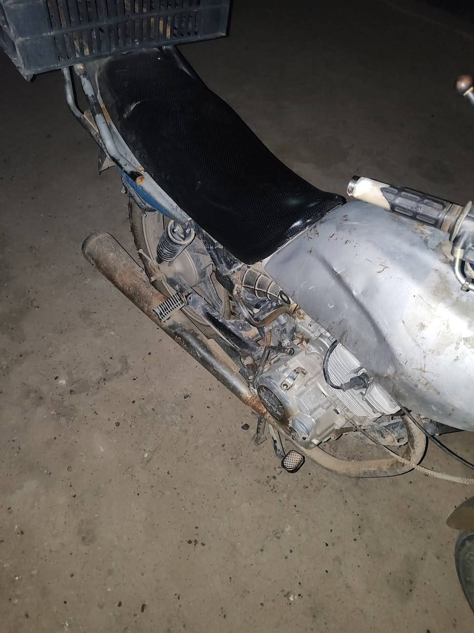 سلام عليكم دراجه دايوان عضم للبيع هل موجود السعر 250وبيهه مجال مكاني بصام ‏‪0776 374 9100‬‏
