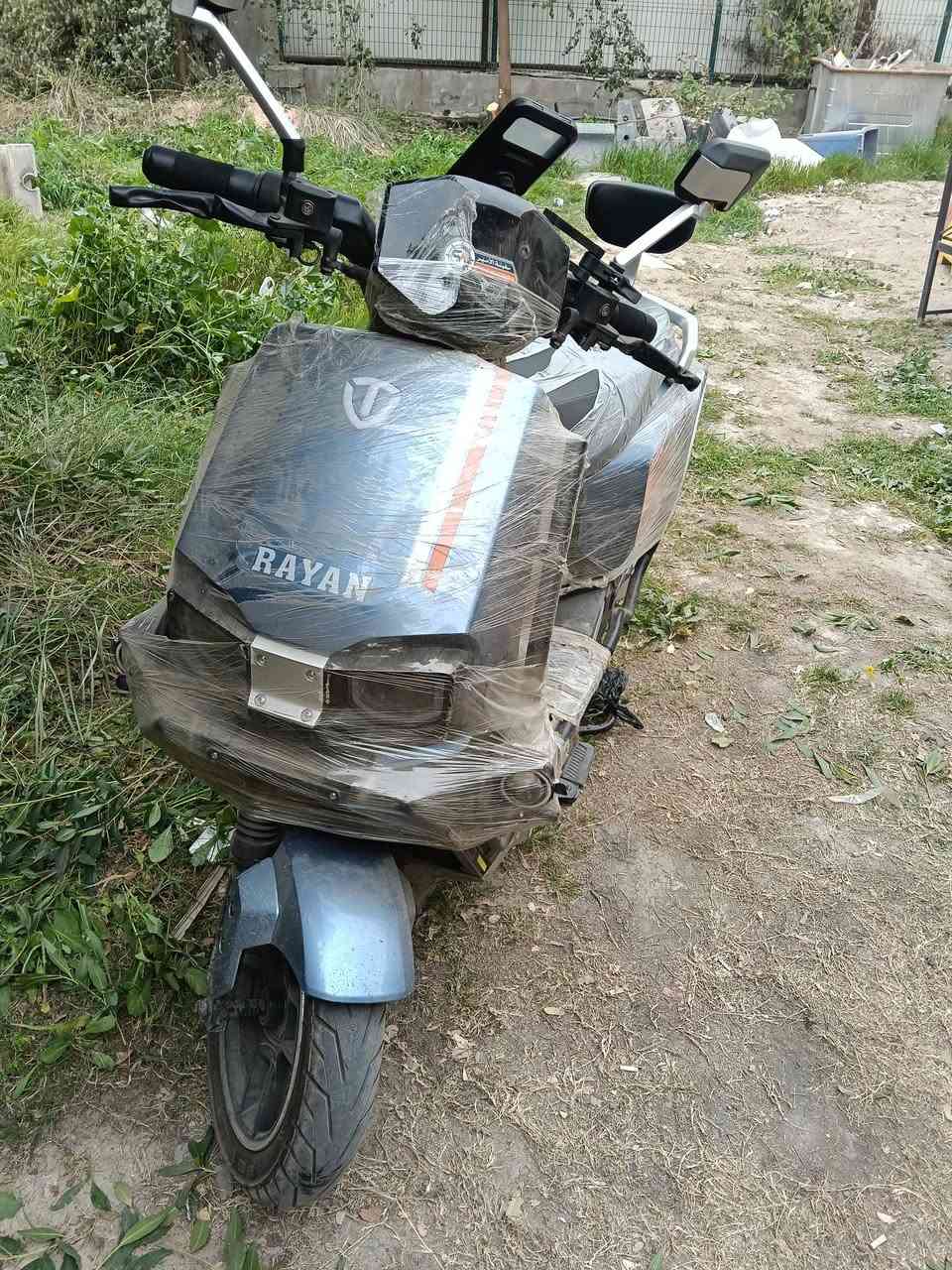 السلام عليكم ورحمة الله
داجه البيع زيرو ماماشيه بعد بل باكيت 
العلوان بغداد ***********
سعر مليون 200
