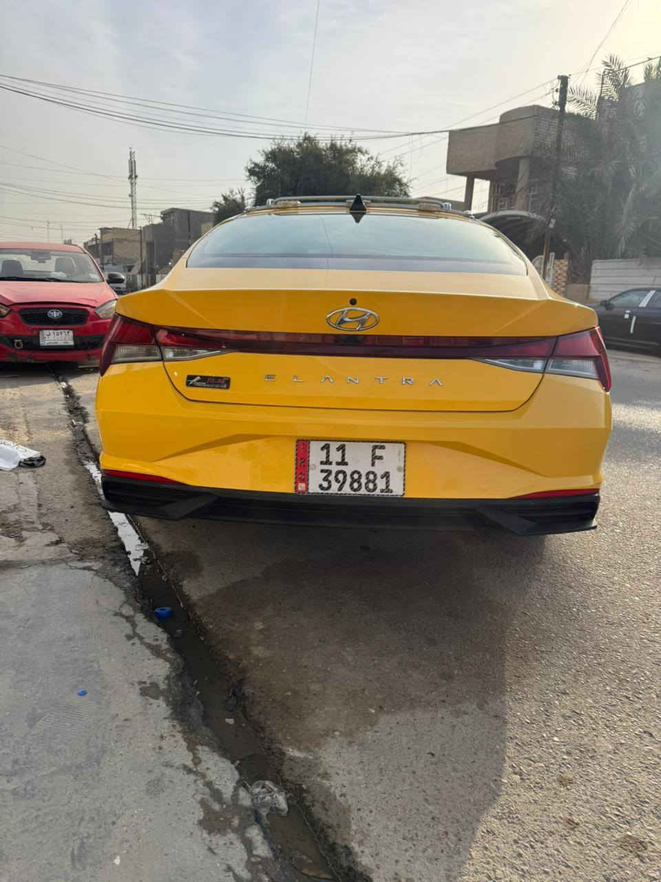 السلام عليكم
النترا  ٢١ 
دوشمه 
منظومت غاز 
سيبايه حيدر سحاره
تاير دلوب 
كير AT 
كير مكينه كفاله 
حادث مبدل بنيد
***********
145 وبيها مجال
