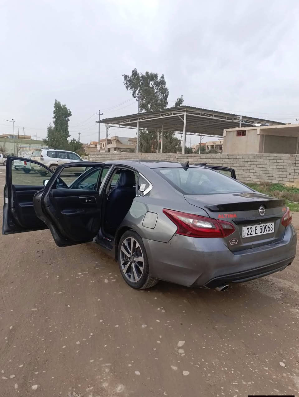 هام 🛑
السلام عليكم 
نيسان التيما 2017 الفئه SR 
فول موصفات 
عدا الفتحه داش كام امامي وخلفي بصمه تشغيل وابواب وصندوك تشغيل عن بعد كشنات كهربائي شاشه وكامره خلفي تدفئة وتبريد شفتات استيرن ونظام اسبورت S شرط 
محرك وكير هم شرط المحرك 3500 V6 مامفتوح 
ارقام مسطره اربيل سنويه للنهايه 2029 وهزه جديده ماشيه 258 الف KM
ملاحظه السياره بيه بأمريكا ربع البوند بدون جاملغات وبيه بلعراق باب خلف السايق وجاملغ خلف السايق وصندوك وتكمه فوك الجاملغ بيه اشويه صبغ 
السعر 107$$ وبيه مجال للطيبين 🛑
مكان السياره موصل برطله للاستفسار ***********
