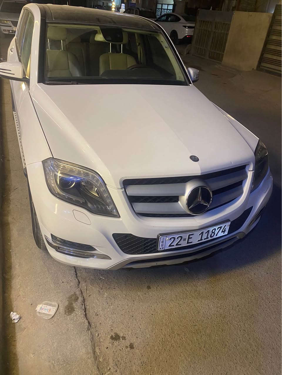 مرسيدس بنز GLK 350
موديل  2013
رقم أربيل 
4X4 فور متيك
السيارة نظيفة جدا خالية من كل نقص 
زيرو مسج
داخل صحراوي جلد 
تدفئة كشنات أمامية
محرك   3500 
6 سلندر
سيدي جنجر 6 أقراص
شاشة كبيرة وسطية وكاميرا خلفية 
حساس مطر
نظام اقتصادي ايكو 
اطفاء ذاتي 
بارك ذاتي عند فتح باب السائق 
ليد أمامي
تحكم ستيرن 
مثبت سرعة 
صندوك كهربائي 
سياره بصمه 
بانوراما 
محرك اقتصادي 
وارد خليجي مكفوله كفاله عامه
بدون صبغ بدون ضربه 
اعلى فئة في glk
فول مواصفات 1/1
مكاني بغداد بلديات 
السعر 195💲وبي مجال قليل 
الرقم اتصال او واتساب *********** بغداد, العراق

