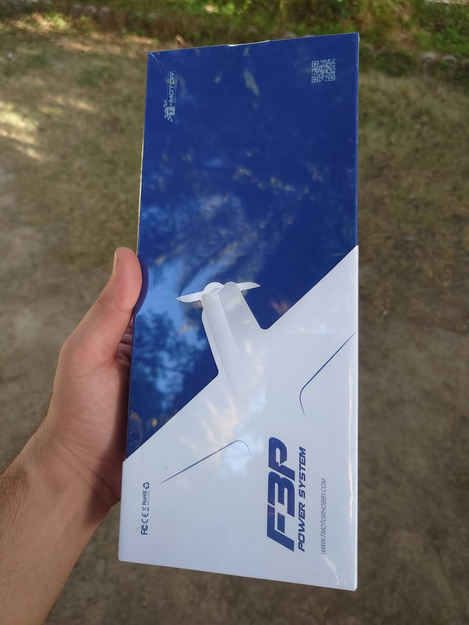 متوفر
ماكور برشلس 
AM40 1500KV


**إذا كنت صاحب هذا الإعلان وتريد حذفه لأي سبب، رجاءا أرسل رسالة إلى الدعم الفني**