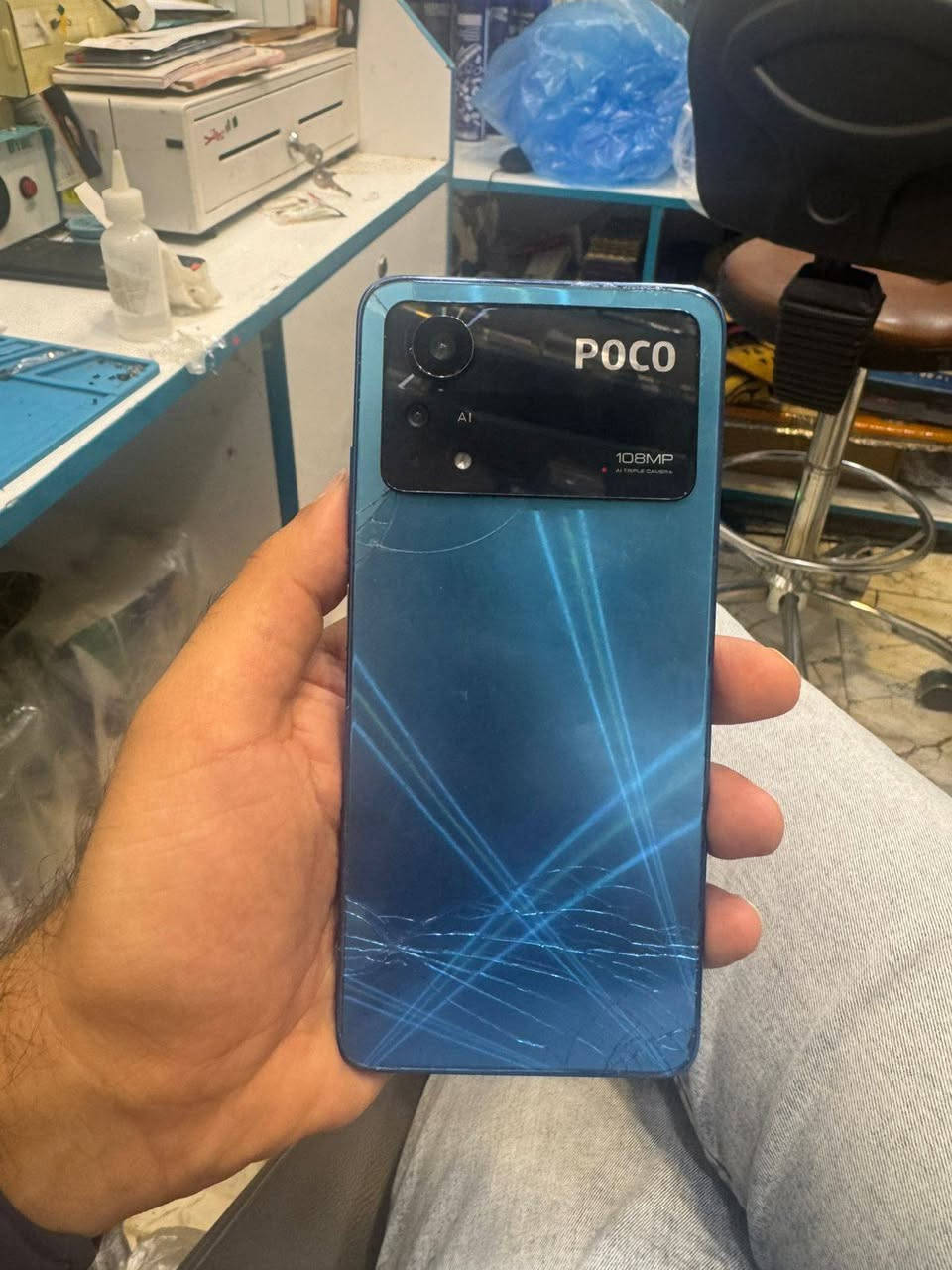 Poco x 4 pro 5g
للبيع مكسور ضهر و بي غواش بسيط بالكامرا اي ابو صيانه ينضفة الك 
256غيغا سعره ٦٠ الف ما بي اي مجال 
***********
