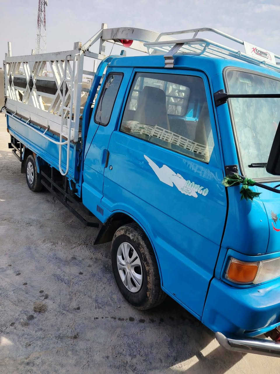 السلام عليكم كيا بنجو للبيع موديل 95 مقفوله للاستفسار على هذا الرقم ()***********)***********
