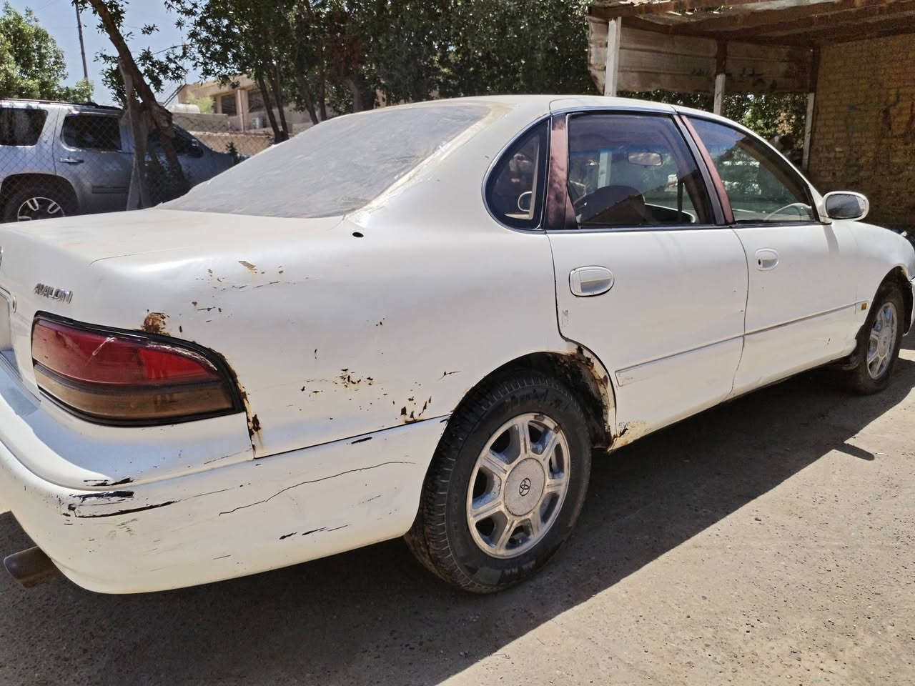 تويوت فلون موديل 96 سنويه مشروع وطني 2027 مكينه بلاديه  سياره طافه موبايل *********** العنوان بغداد شارع فلسطين سعر 26
