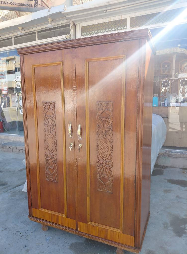 بوفيه صاج مترين ونص مع كنتور ابو الاثنين صاج عنوانهم كوت حي الجهاد شارع النجارين نجارة ومعرض الحجامي الاتصال او مراسلة الصفحه ***********
