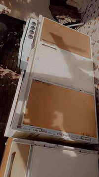 ارضي وسنك كلش نضيف وسعره مناسب ب150وبي مجال لشراي مكان حله الشراي يتصل...