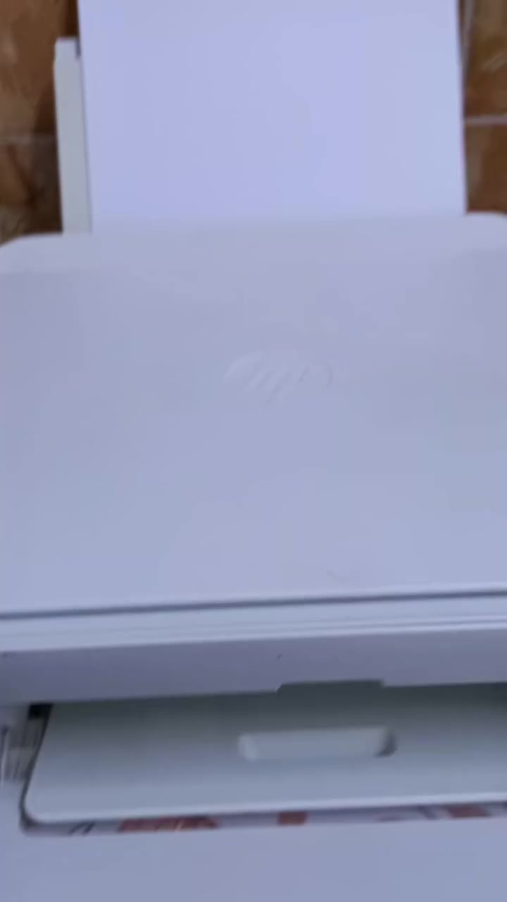 السلام عليكم
طابعة hp deskjet 2710
طابعة عادي وملون
 استنساخ وسكنر
وبيها وايفاي تطبع من الموبايل

حبر سائل كاترجات 
رقم الكاترج 305

السعر 50 الف وموجود توصيل


**إذا كنت صاحب هذا الإعلان وتريد حذفه لأي سبب، رجاءا أرسل رسالة إلى الدعم الفني**