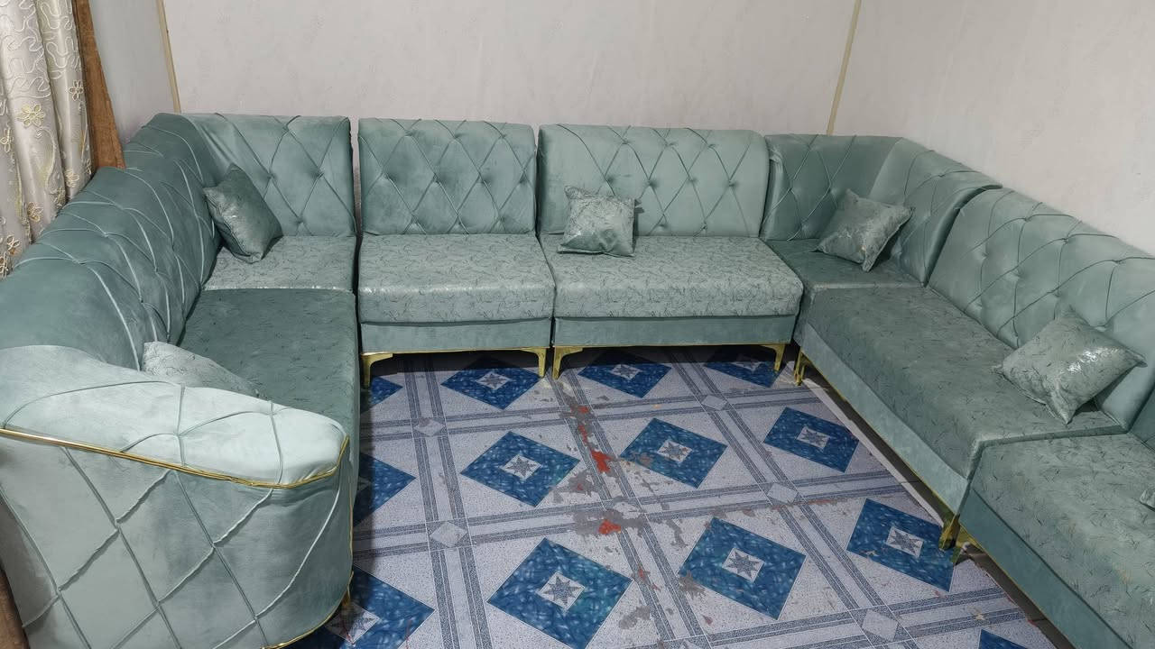 ديوان 10 متر تفصال صارلي 3ايام من اخذته السعر 500 . المكان خمسه ميل


**إذا كنت صاحب هذا الإعلان وتريد حذفه لأي سبب، رجاءا أرسل رسالة إلى الدعم الفني**