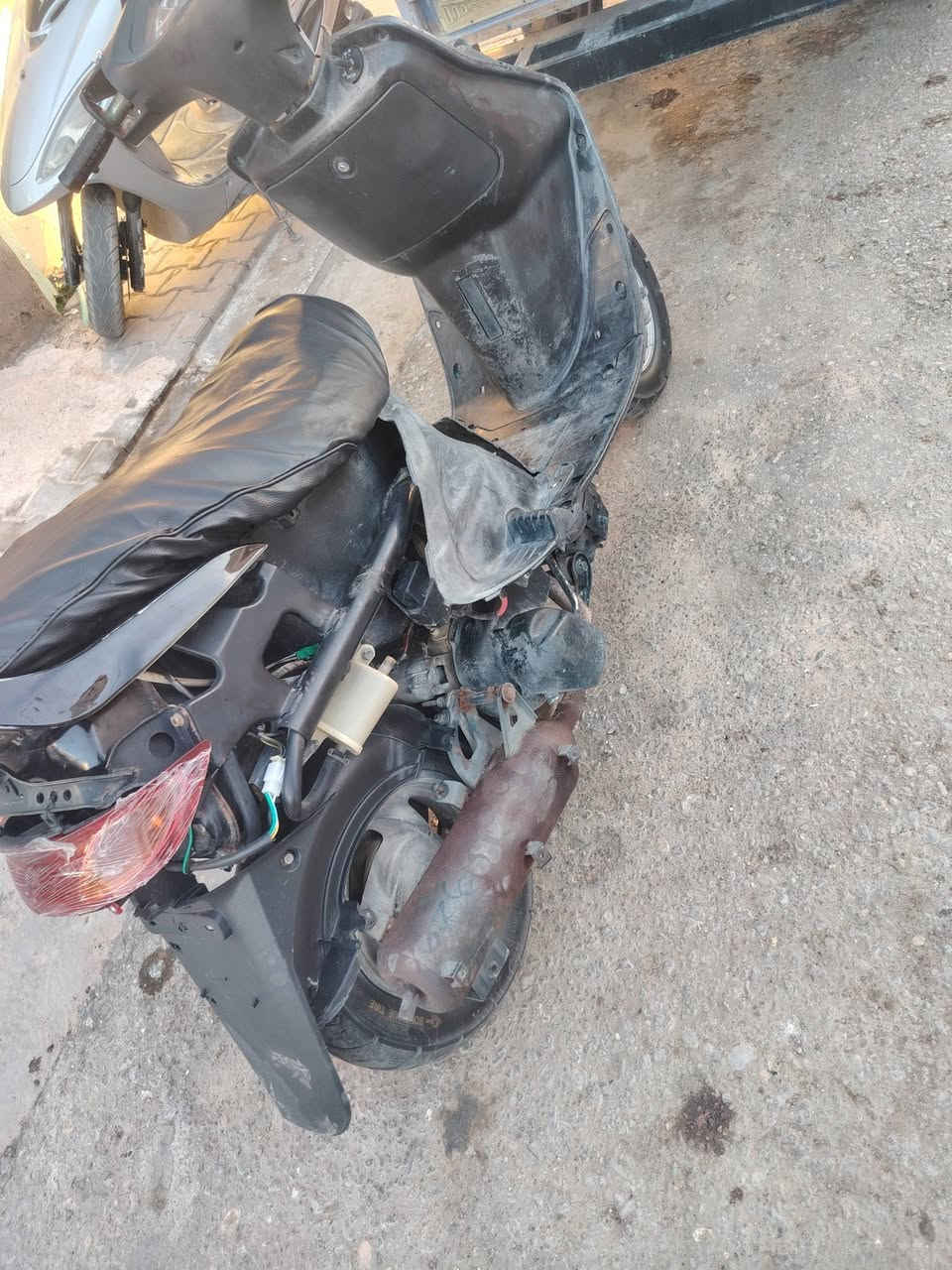 السلام عليكم دراجه للبيع فراشه دراجه حلوه نظيفه سعر  250..... ***********....  نجف حي العسكري
