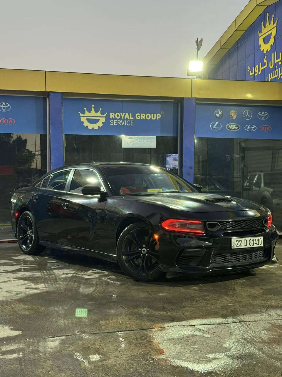 اسلام عليكم بيع مستعجل
جارجر RT للبيع.  موديل 21
المسافه المقطوعه 63 km     
حجم المحرك 5 700
الون اسود. رقم اربيل باسمي
———————

مواصفات السياره شبه فول ماعدا الفتحه
. كشنات كهرباء شاموا احمر باسود 
. حساسات وكامره خلفيه  . شفتات ستيرن     
. تشغيل عن بعد    .تبريد خلفي
. منضومه لايتات متغيره اصليه   

الاضافات والبرمجه
.بلكات مال سكات . تخم تايرت جدد  
. دسكات دبل لنك.  .دفيوزر  . اكزوز بايبH
.حداديه جديد كامله

البرمجه مال استعمال شخصي مو ساحات يعني ستوك
.تقليل صرفيه   .الغاء الدوانز  . شغلات المراوح 

حادث السياره موضح بل صوره وتكدر تشوفه من رقم الشاصي ويمي بيه قطعه +صبغ بنيد وربع الجاملغ فقط ايربكات سليمه كلها

***********
