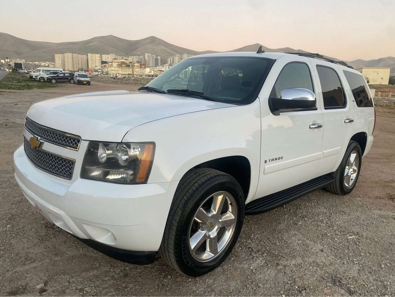 سلاو تاهؤ موديل ٢٠٠٩ LTZ قةپات مواصةفات بى بوياخ بئ چال بئ شوخت دةبل ئةكسل بةشةرت ٣ ريز كوشن سلايت كامل كوشنةكانى هيتةرة و جلدة كارةباية ٤ تايةو ويلى بيلاد كةم روشتوة گير و مةكينة دةبل ىةكسلو دارو بةردى بةشةرت بةشةرتى ئةوةى بة نيوةو مةليكة بانزين بخوا بيلاد جامى رةشة كؤدى مروريشى بوكراوة سعر ٩٨ گةلاو كةميك مةجال تياية مشتةرى نيت سةرهى من و خوشت مةيةشينة گؤرينةوةشمان هةية بة شتيك بةدلمان بيت *********** لة سليمانيم السليمانية, العراق
