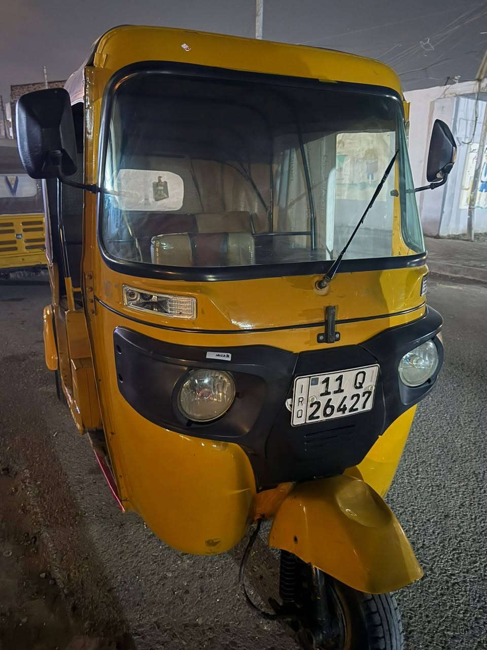 السلام عليكم تكتك للبيع مديل 2019 شهر 12 رقم وسنويه بغداد انكليزي مكينه نضيفه كشره نضيف العنوان جسر ديالى شارع ٧٠  السعر 5000 😍
***********
