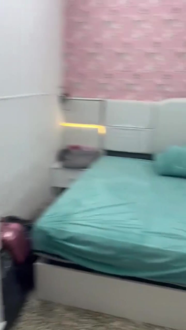 غرفه نوم تركيه للبيع  نضيفه مستعمله شهرين  و الغرفه ٥ قطع .. المكان حي العامل
للتواصل فقط واتساب 
***********

