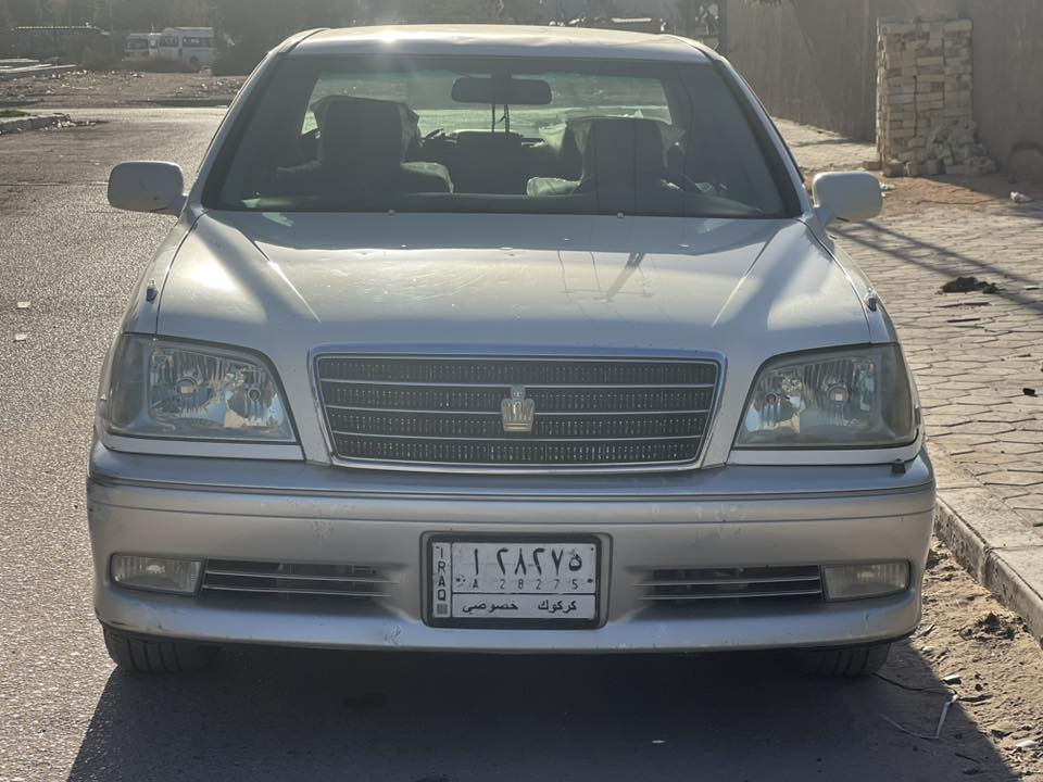 سلام عليكم متاح ملكه 
كرستال اصل 
3دكم
اربع كشنات كهرباء
تحويرته فوك جوه نجف
مدفوع كمرك وضريبه
مكينه ديفور الجبير 
السياره كفاله عامه
مكان نجف
رقم ***********
السعر 110وبيه مجال
