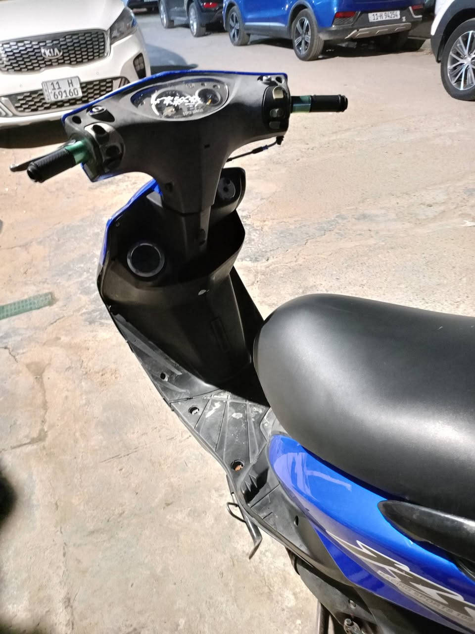 سلام عليكم دراجه ثعلب للبيع نكره سلف بكل وقت كلجات رياضي دراجه كلش حلوه سعر 450 وبيه مجال الطيبين رقم***********
