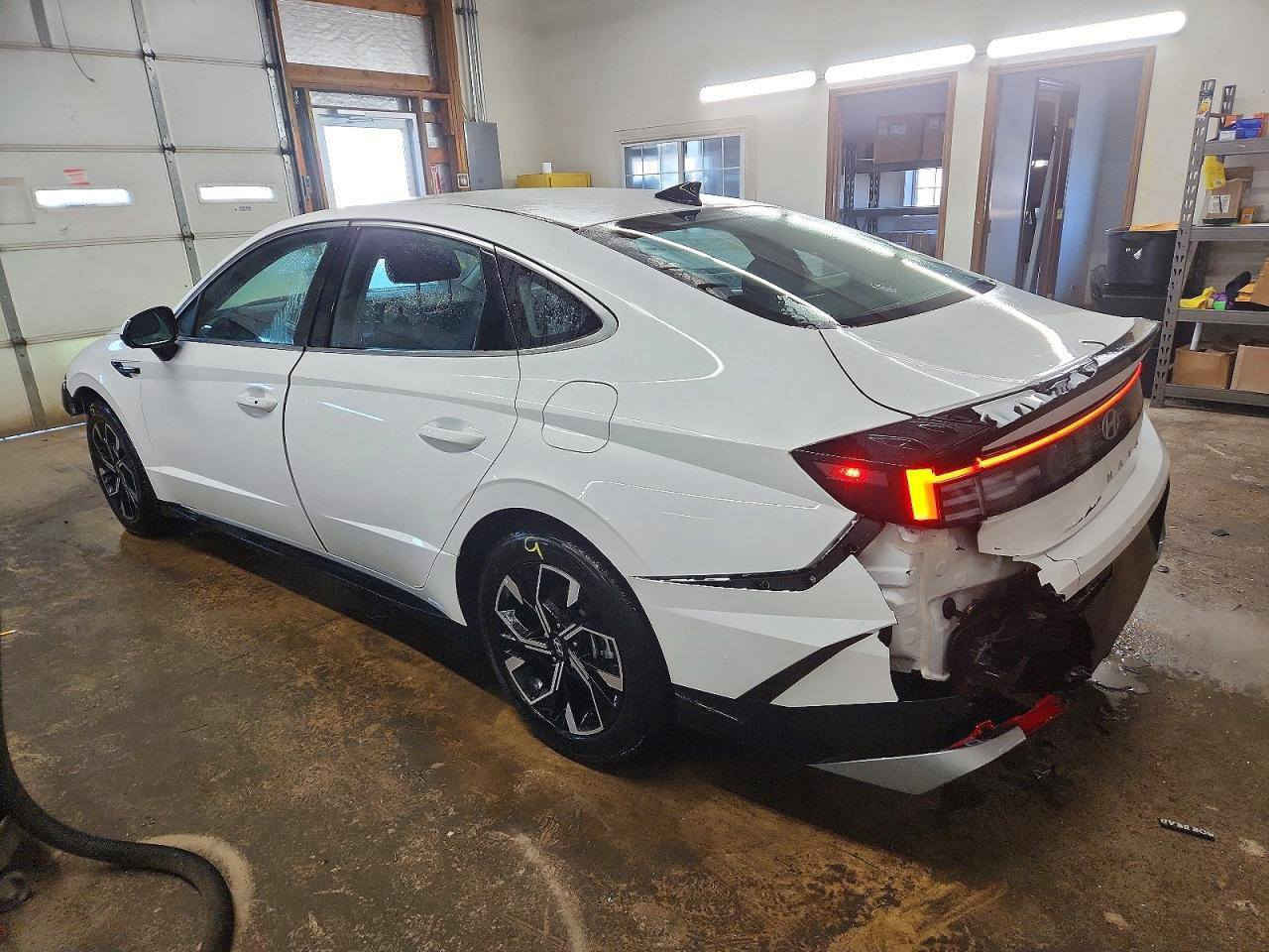 سوناتا 2025  ضرر خفيف 
جميع الارباكات سليمة 
السعر 148 ورقه واصل منفذ طريبيل بدون تصليح
يمكن ادخالها بكتاب شهداء 
مدة وصولها 40 يوم

 ***********  مهندس حيدر 

مكتب المهندس حيدر للمزادات الأمريكية والكندية

 العنوان ميسان العماره 
يوجد لدينا أفرع في جميع المحافظات لضمان وصول السيارة وإجراء المكاتبة
