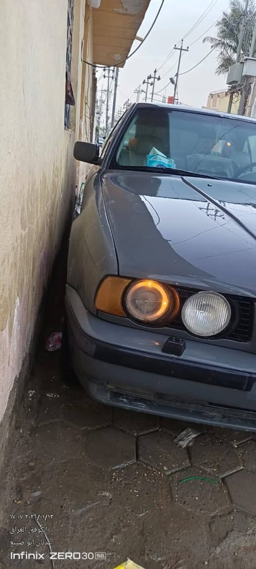 السلام عليكم بي ام 1991 مسكر لون سلفر عليه سمنتي سياره بيه لاستيك ولف المكان كوفه شارع الكورنيش ،
موبايل ‏‪***********‬‏،
‏‪***********‬‏ سعر 45 بيه عايزه زوج تايرات سنويه ساقطه عليها غرامات ٢٠٠فقط مجال قليل
