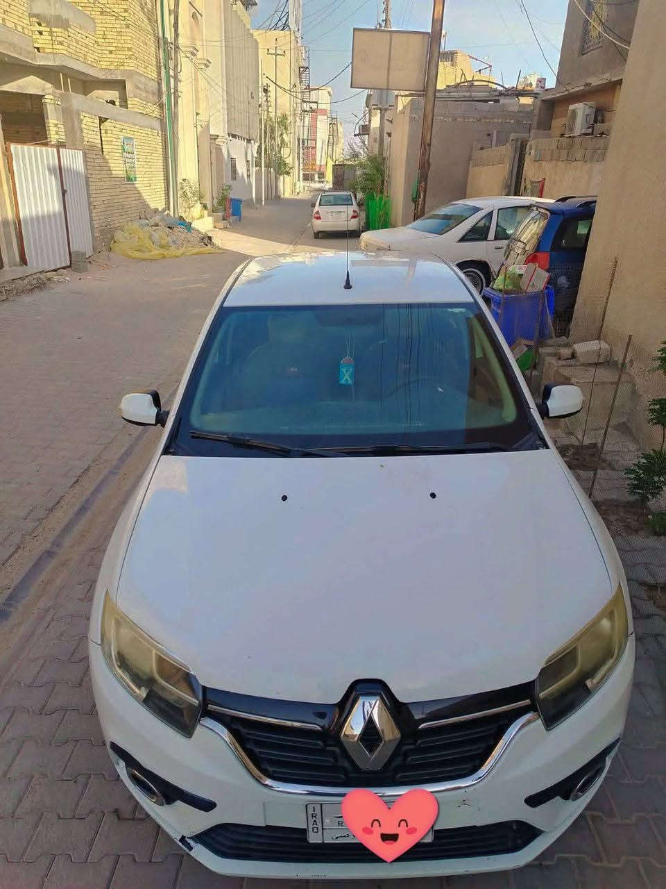 رينو سمبل ١٧ خليجي اصوليه بس بدون تحويل ابيعك ادوات كير محرك تبريد السياره جازه ماناقصه شي ٤٣ وبيه مجال قليل مكاني بصره ***********
