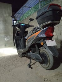 دراجه شحن  ست بطاريات  تشغيل من بعد  سويج بصمه كارت نظيفه  عنوان /بغدا...
