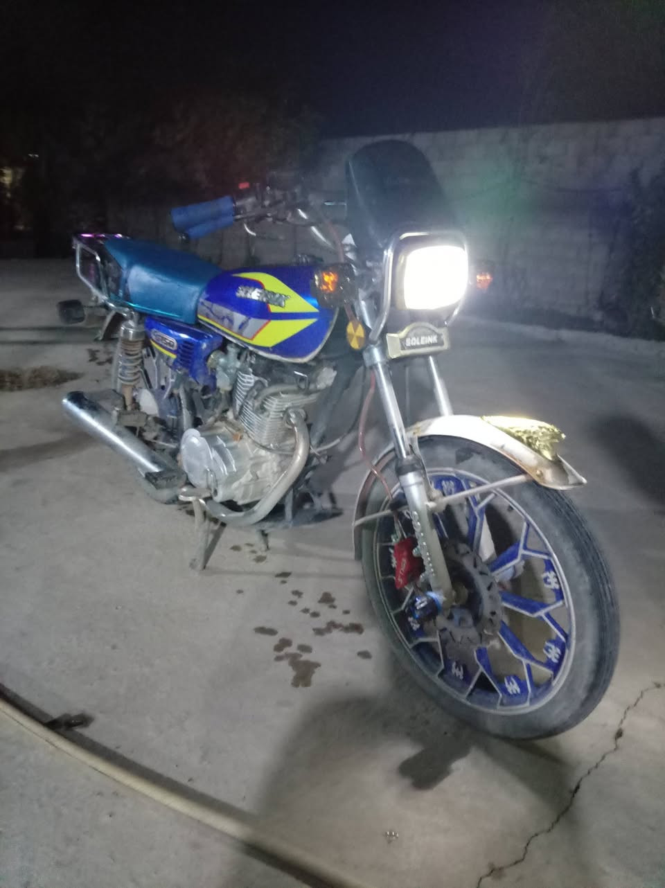 ماطور سونيك للبيع السعر 600 وبي مجال نضيف


**إذا كنت صاحب هذا الإعلان وتريد حذفه لأي سبب، رجاءا أرسل رسالة إلى الدعم الفني**