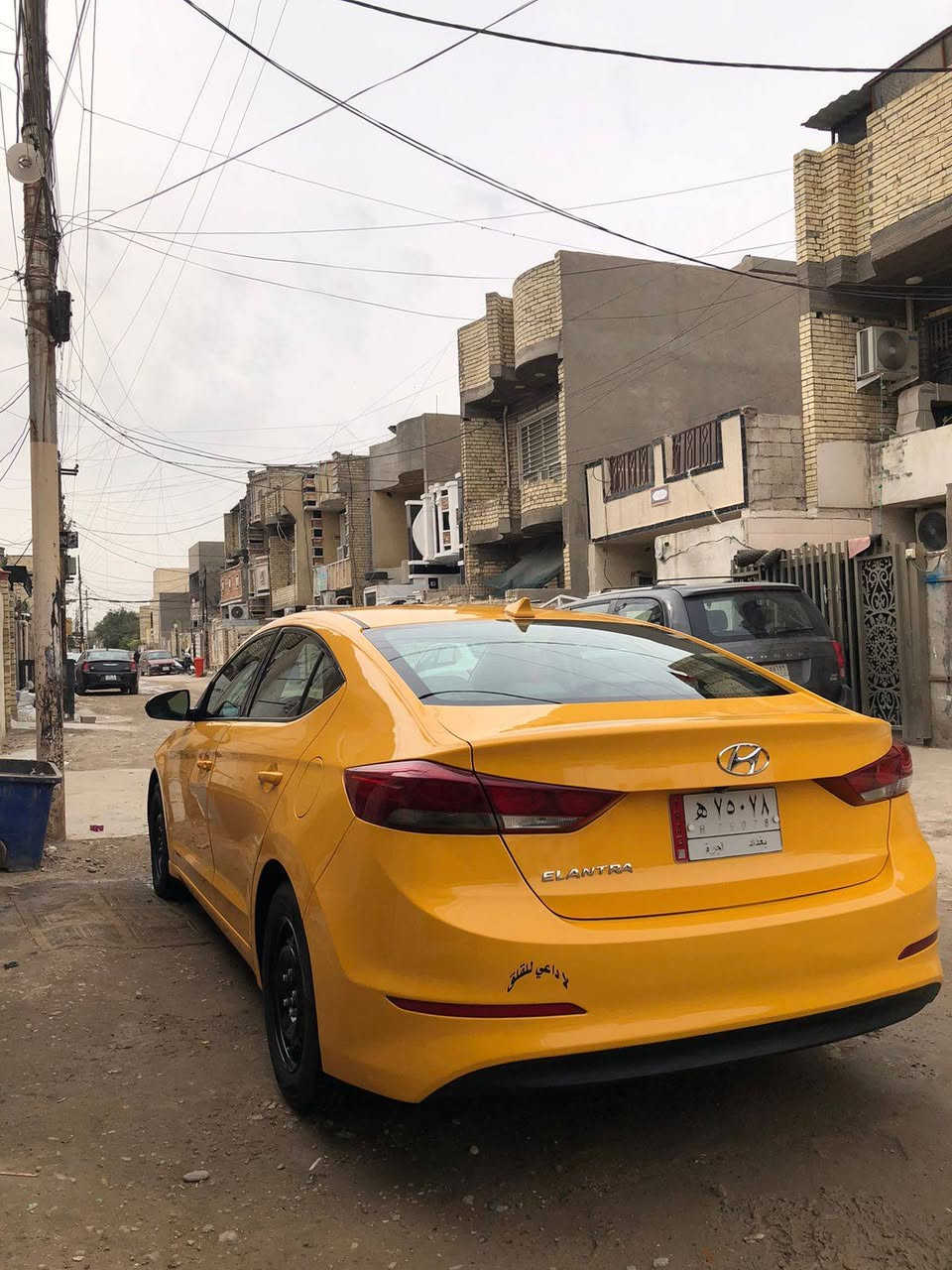 سلام عليكم شباب
سيارة الانترة للبيع موديل ٢٠١٨ 
سيارة جاهزة من كلشي كير مكينة حدادية تخم تاير 
صور الحادث بالمنشور 
مكاني بغداد الزعفرانية 
سعر ١٢٨ وبيها مجال قليل 
الاتصال على الرقم  *********** بي واتساب
