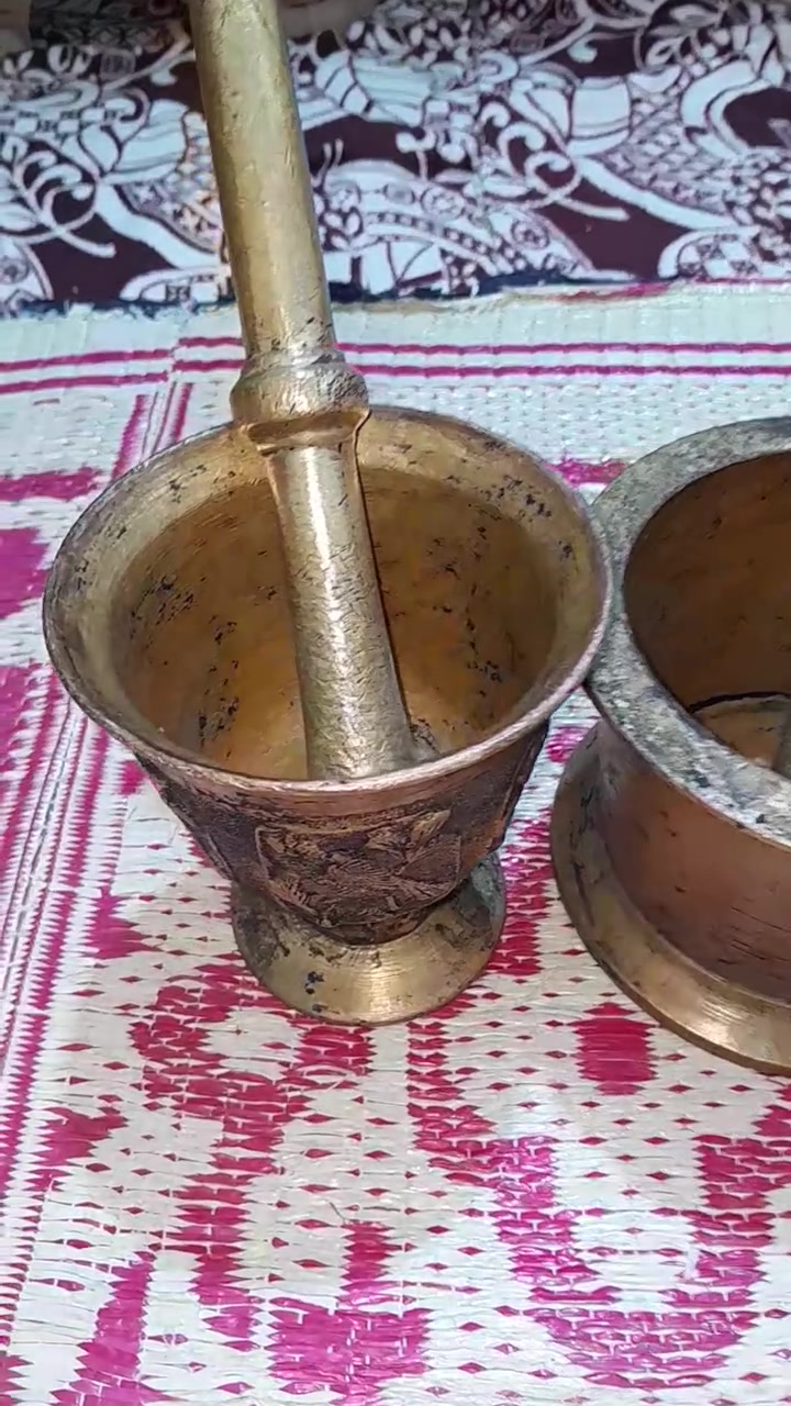 من رخصة الدمن متاح هاونات اثنين قديمات سعرهن ١٣٠


**إذا كنت صاحب هذا الإعلان وتريد حذفه لأي سبب، رجاءا أرسل رسالة إلى الدعم الفني**