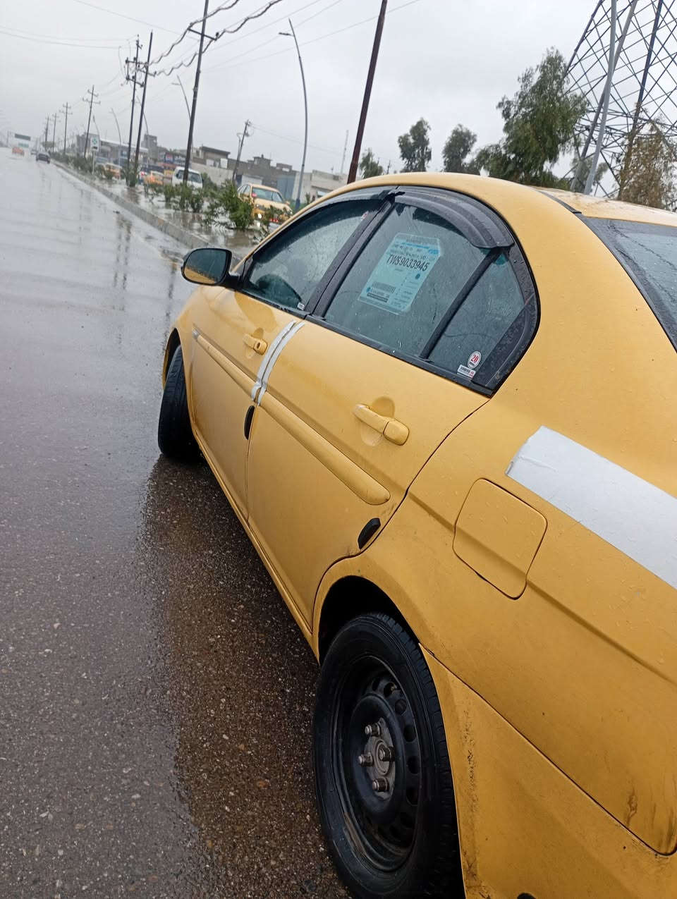 السلام عليكم للبيع سياره اكسنت موديل 2010 امريكي محرك 16 كير توماتيك كير ومكينه مال كصه قبل 5 تشهر تقريبا شادهن السياره بيها منضومة غاز مال موصل وكابون بيها رقمها ديالى دولي باسمي هيئه غرامات صفر بيها تبديل بابين وجاملق بدون دواخل او معجون السعر 85 عنواني موصل للتواصل ***********
