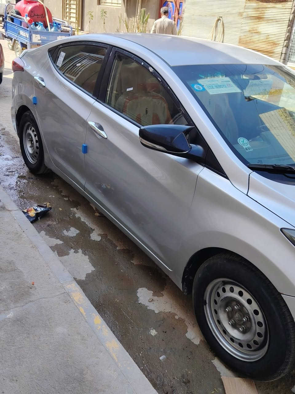 السلام عليكم ورحمة النتره مديل ١٥ مكينه ١٦٠٠ بيه باب السايق مبدل اوجاملق لامامي معمرمكينه كير طخم تاير حداديه تبريد ٢ قطعه جاهزه للخير شرط تحويل رقم دولي     ناصريه التضحيه  السعر 100بيه مجال  ***********
