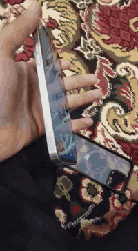 سلام عليكم 12برو ماكس للبيع مستعجل ع بيعته الجهاز مستبدل ضهر بليزر وبطاريه 75 بلاديه السعر مناسب ***********
