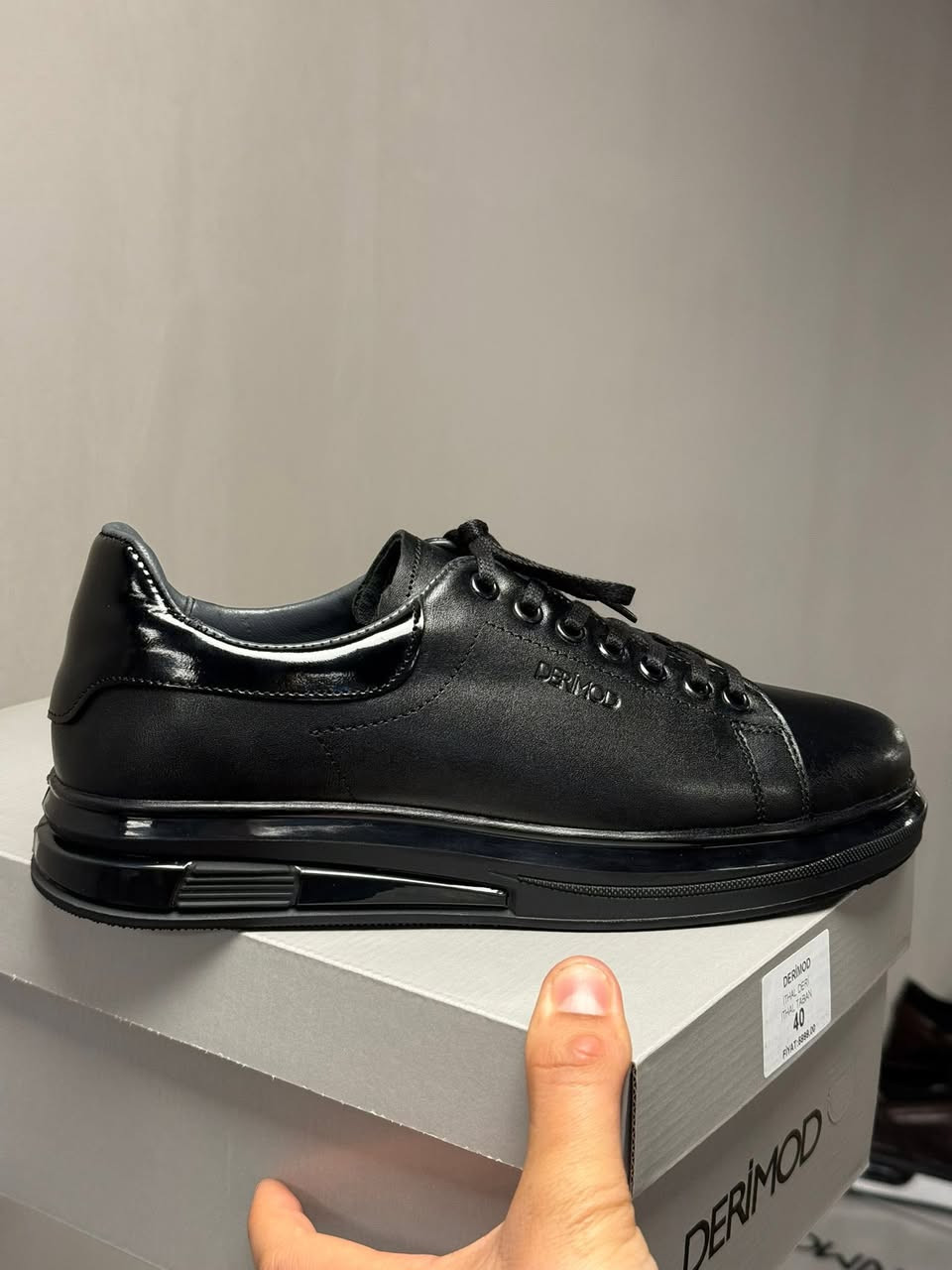 🔥 Yeni sezon favorisi – İmalattan Halka Toptan Satış 
👟 İç & dış %100 Hakiki Deri
✅ Dayanıklı ithal taban
🦶 Ortopedik yapı – maksimum rahatlık
📦 Hazır stok
🚚 Hızlı gönderim

📲 Sipariş & fiyat bilgisi için:
http://wa.me/905339665304


**إذا كنت صاحب هذا الإعلان وتريد حذفه لأي سبب، رجاءا أرسل رسالة إلى الدعم الفني**