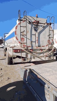 السلام عليكم للبيع ثنين لواري رقام وسنويه وتحويل مكفولات بسعر مناسب للاتصال على الرقم ***********
