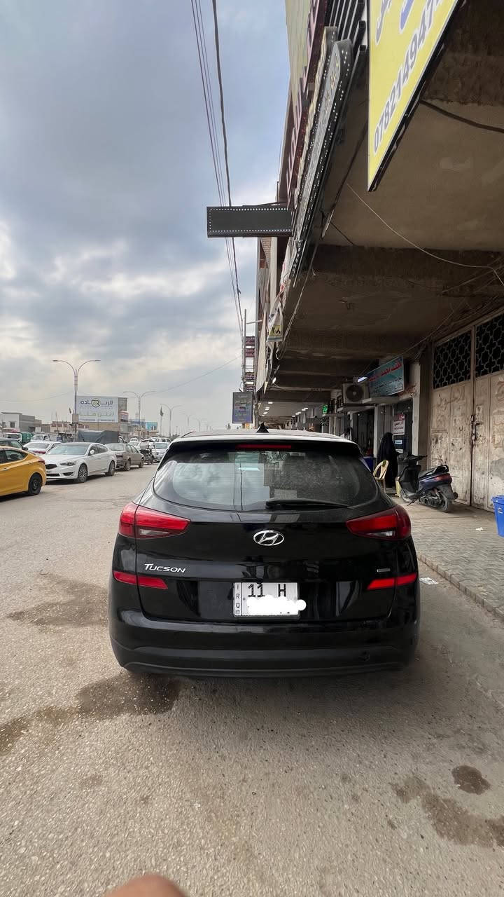 سلام عليكم البيع توسان 2019 
وارد امريكي 
حادث بنيد بدون دواخل 
رقم بغداد دولي تحويل ثاني يوم 
سنويه جديده 
فول موصفات عده البصمه 
شاشه كبيره تحكم ستيرن جهتين 
تحديد مسار مانع نزلاق 
سايد بريك بصمه 

السعر 148 وبيه مجال 
مكاني بابل نادر الثانيه 
***********
