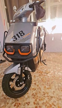 دراجه شحن 318 صار 4اشهر من اشتريتها  جاهزه 850 وبيه مجال  3 سرعات حجم ...