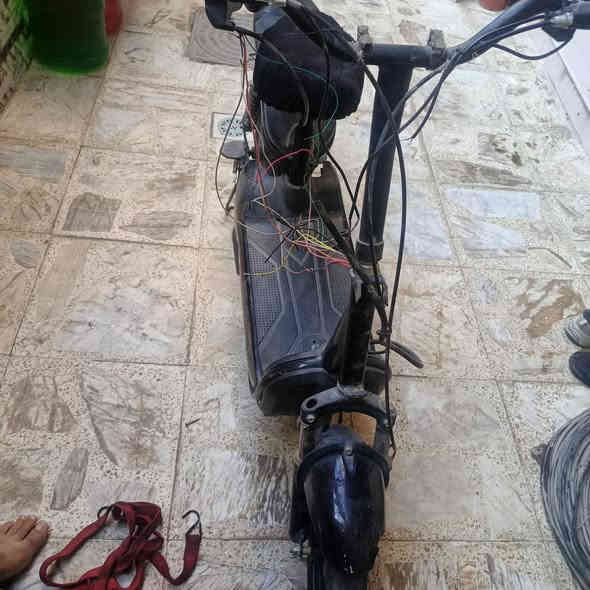 سلام عليكم دراجه شحن عوزه ضفيره ودشبول  السعر85 بغداد الشعله ***********
