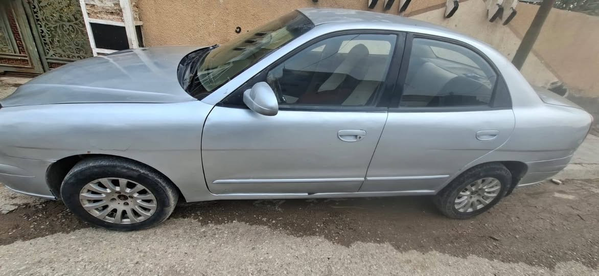 سلام عليكم من رخصة الادمن دايو نوبرة موديل 2000 رقم ديالى كير ومحرك خير من الله  تخم تاير  سيارة كاملة وكشرها كدامك واضح سعر  30 ورقة وبيهة مجال عنوان ديالى بلدروز
  ***********
