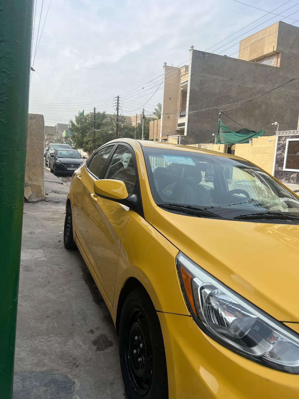 سلام وعليكم
اكسنت للبيع 
موديل 2015
ماشيه 100 حقيقي 
مدوشمه عام 
تبريد ثلج تدفئه 
حادثه شويه بدايت بنيد 
سياره ليبل واحد 
مكينه 1600 
صدر وكير خير من الله كله جديد
سياره ممشتغله تكسي 
لاستفسار ‭0770 370 5543‬
مكاني شعب 
وبل خير ع الي ياخذه
