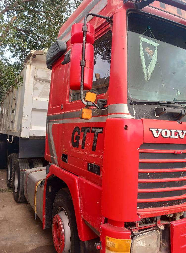 سلام عليكم فالفو للبيع موديل 93 كير ٣/٣ مكينه F12 رقم بغداد نكليزي عربانه مراتي 2008 مكفوله كفاله عامه مكلف بنشر الاستفسار ***********
