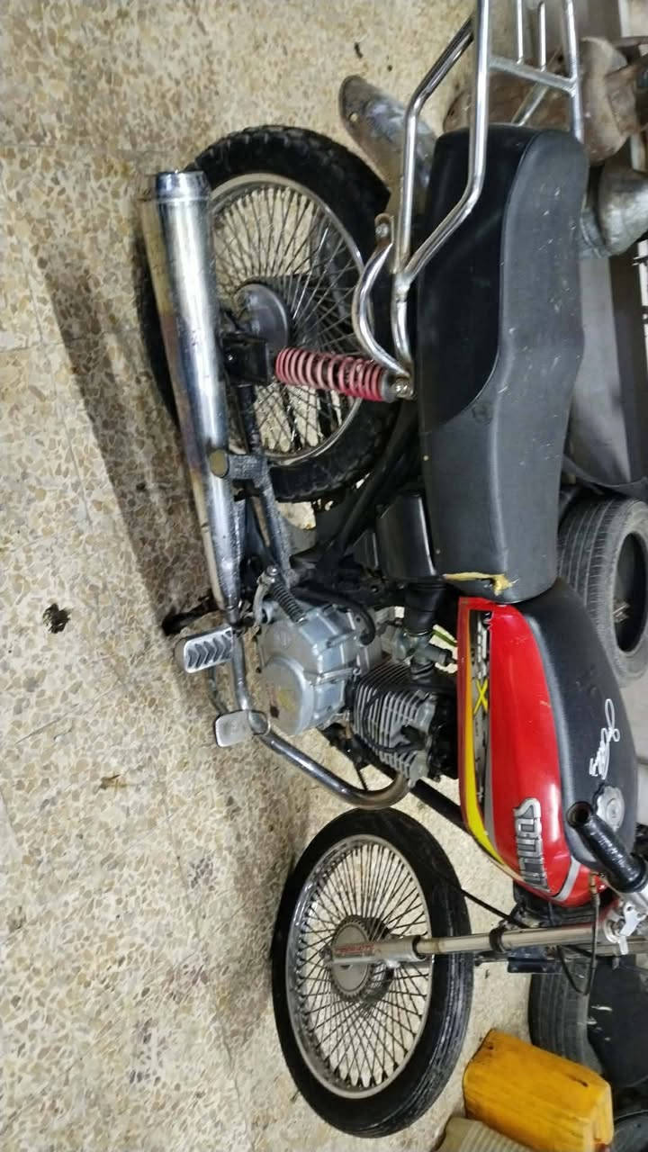 تايكر الفين ١٩ شرط من كلشي مفتوح مره وحده كلاجات جدد ويلاه وتايرات جدد ب ٢٠٠قفل ل ربع مابيع نص هندر يشتغل شرط


**إذا كنت صاحب هذا الإعلان وتريد حذفه لأي سبب، رجاءا أرسل رسالة إلى الدعم الفني**